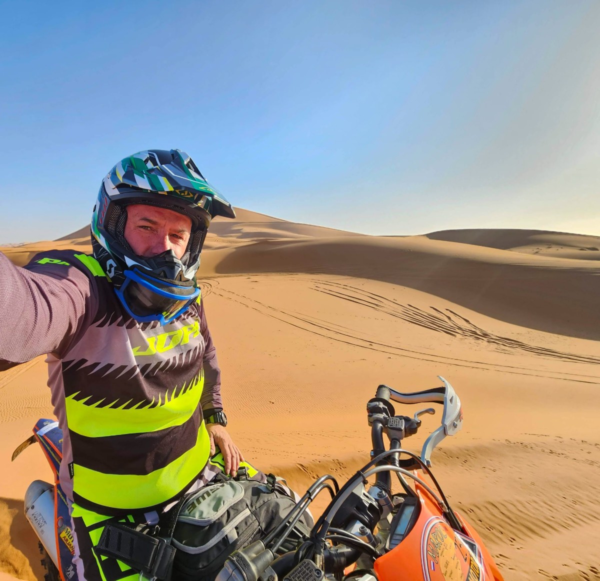 Piotr, motorfietsmonteur en eigenaar van PK Moto